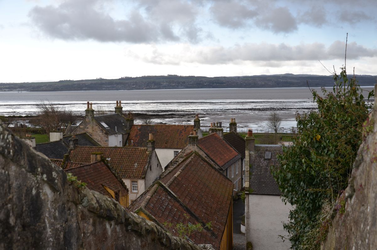 House roofs in the village of Culross